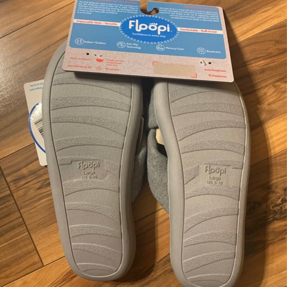 Floopi Slipper’s - Picture 4 of 4